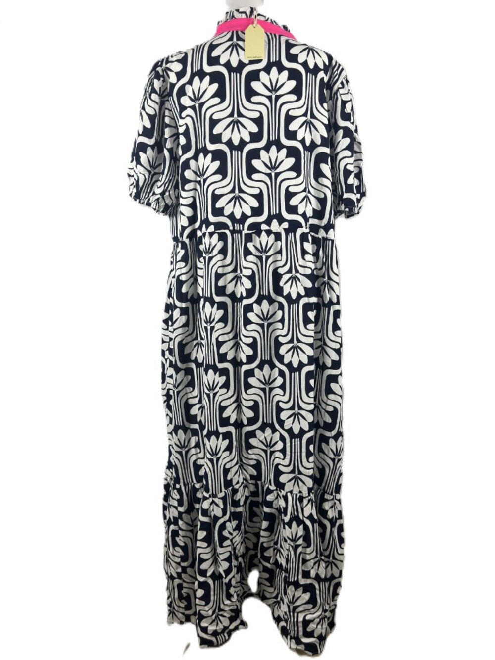 NWT Geometric Floral Dress – Navy/White & Pink Trim – Size 2X Plus Resort Wear - Picture 8 of 12